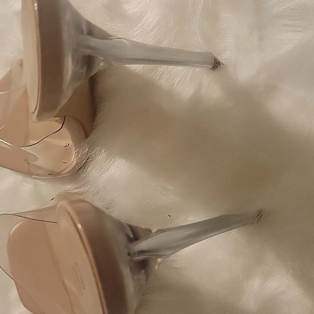 Clear Heels - Picture 4 of 5